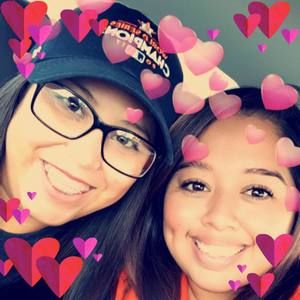 Meet your Posher, Crystal